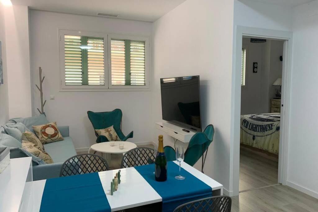 Apartamento Paseo De La Carihuela Торремолінос Екстер'єр фото